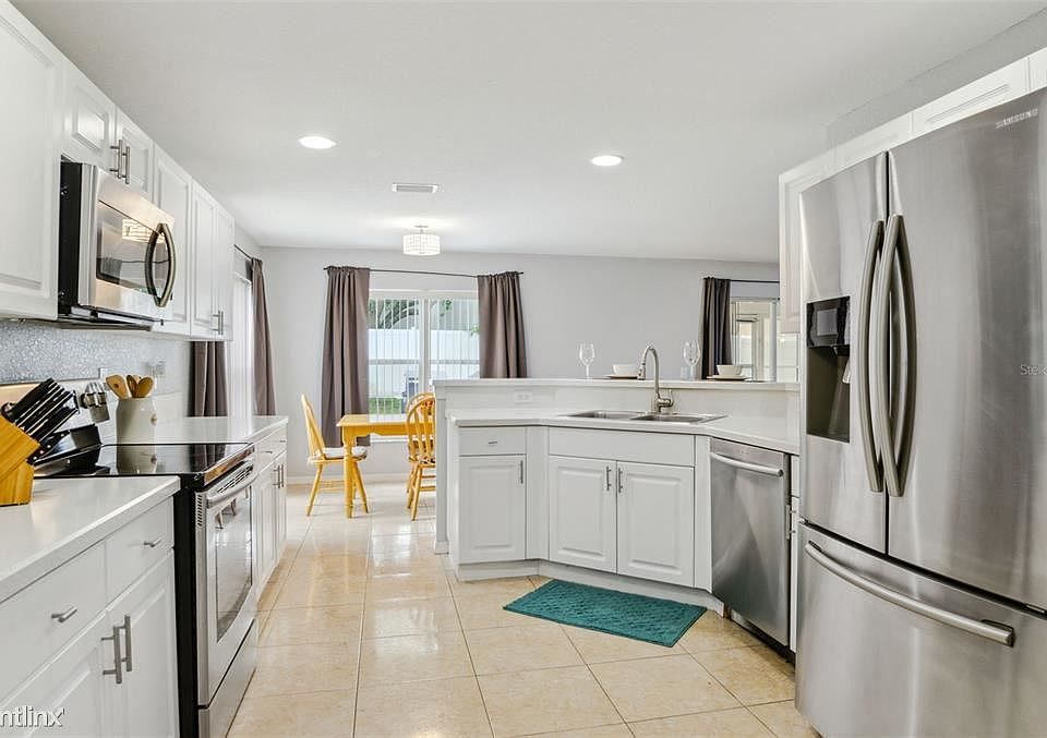 1st image of 11704R Crest Creek Dr