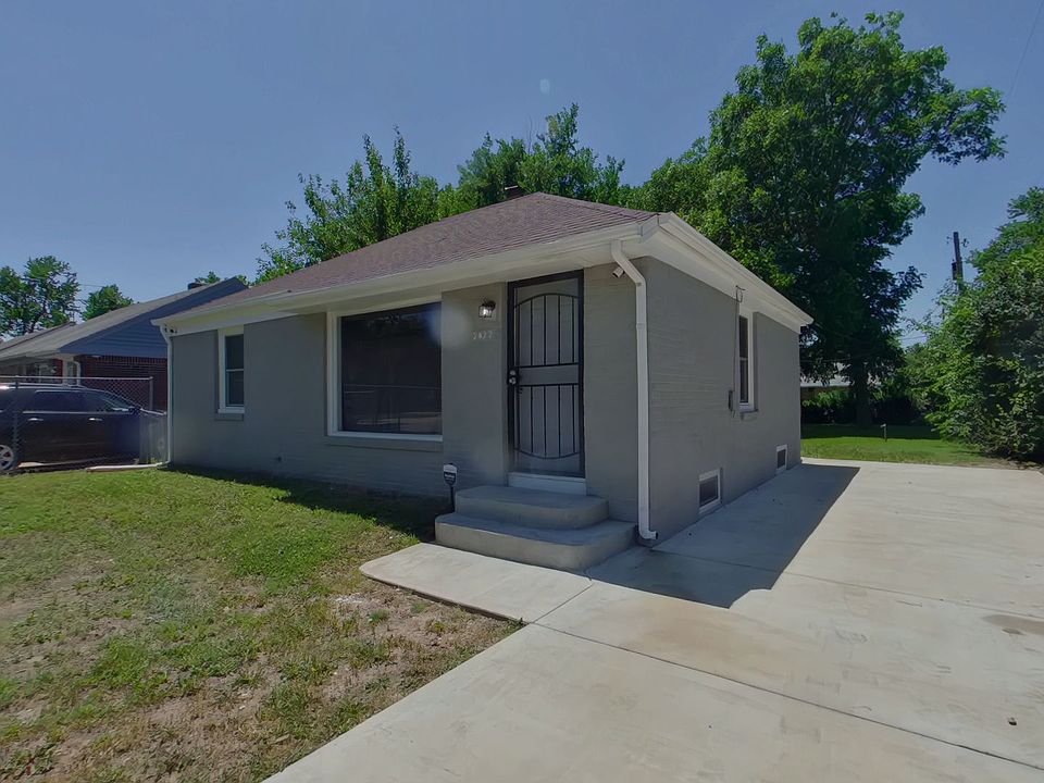 1st image of 2027 N Spruce St