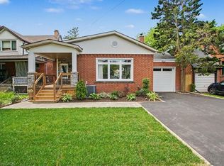 72 Mountain Park Ave, Hamilton, ON L9A 1A3