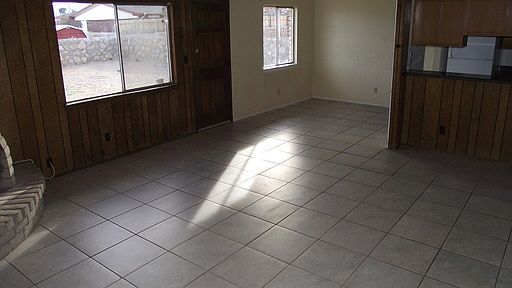 4th image of 5004 Sycene Ct