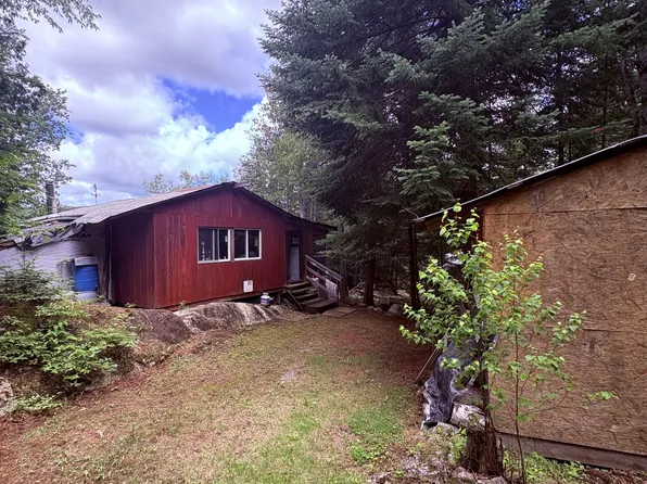 271 E Airds Lake Rd, Greater Madawaska, ON K0J 2R0