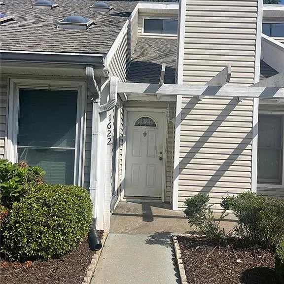 1622 Homestead Trl — Photo 2
