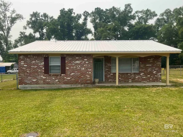 106 Curran Cir, East Brewton, AL 36426