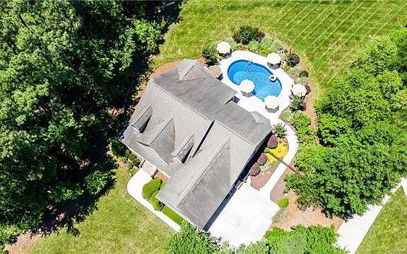 2nd image of 167 Waterbury Dr