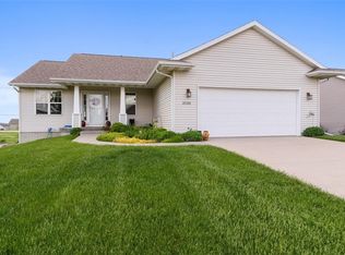 2550 Chestnut Ln, Marion, IA 52302