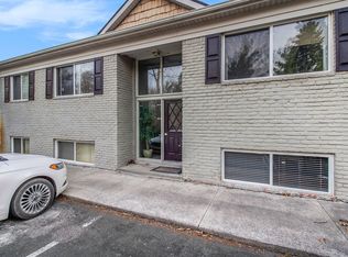 10533 Fawn Ridge Trl, Hartland, MI 48353