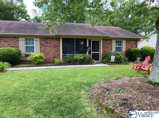 9724 Wallwood Dr SE, Huntsville, AL 35803