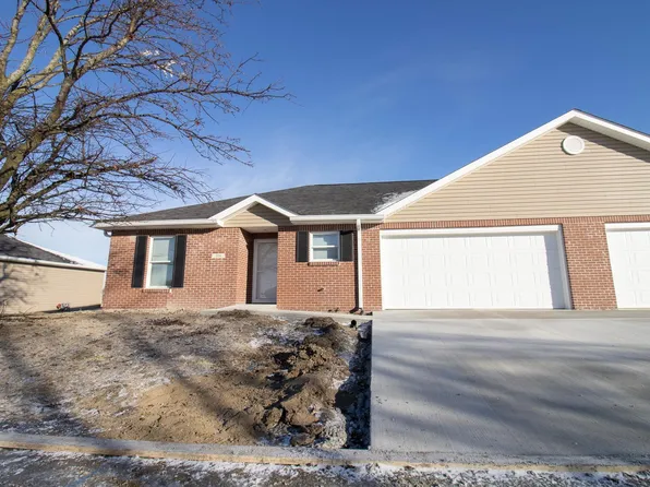 104 Sunset Dr, Winchester, IN 47394