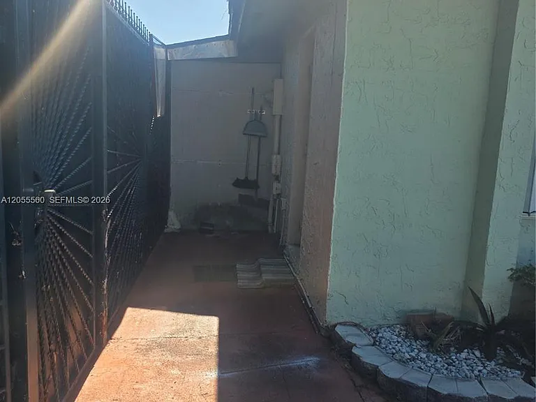 714 SW 99th Court Cir #0 — Photo 11