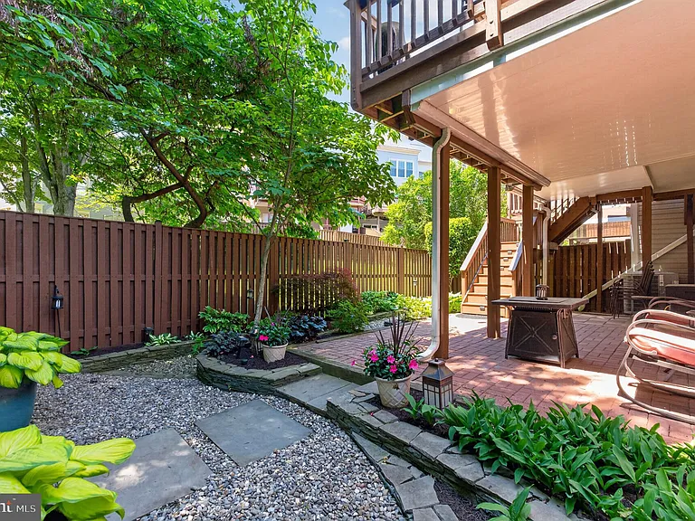 6635 Dunwich Way — Photo 29