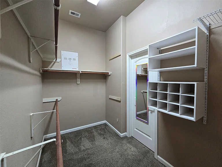215 Danna St — Photo 22
