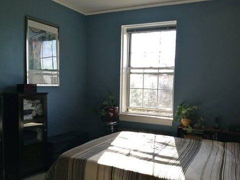 3rd image of 3069 Hobart St APT 6I