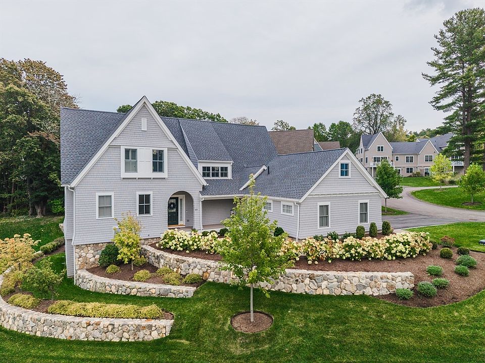 1st image of 69 Wolcott Woods Ln #69