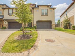 26 Jonquil Pl, Tomball, TX 77375