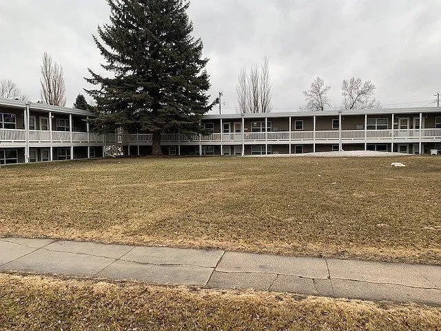 1115 Campbell Dr #9 — Photo 10