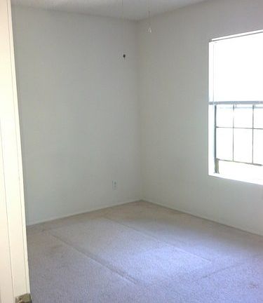 5th image of 118 N Berkeley Ave
