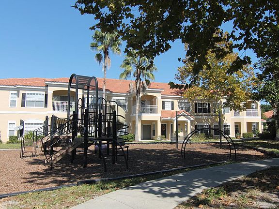2nd image of 2226 Arbor Lakes Cir