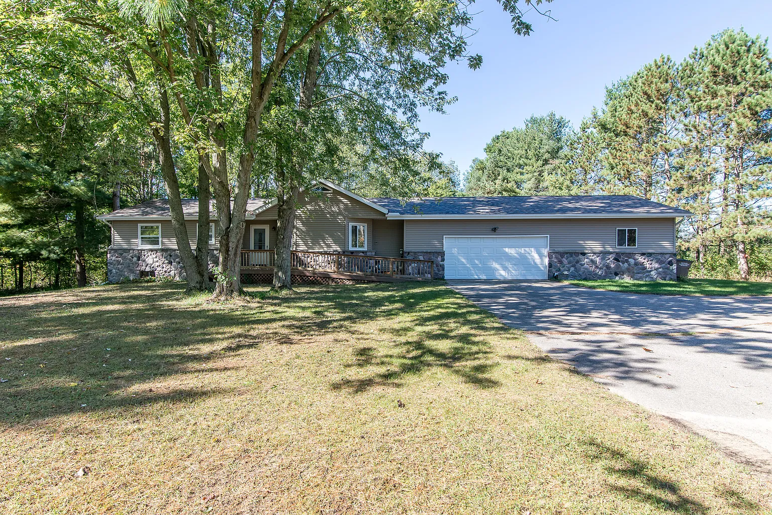 9284 N Peaceful Valley Dr photo 1