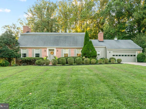 4208 Ravenhurst Cir, Glen Arm, MD 21057