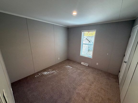 4th image of 1021 Arthur Boulevard Site #1021-A