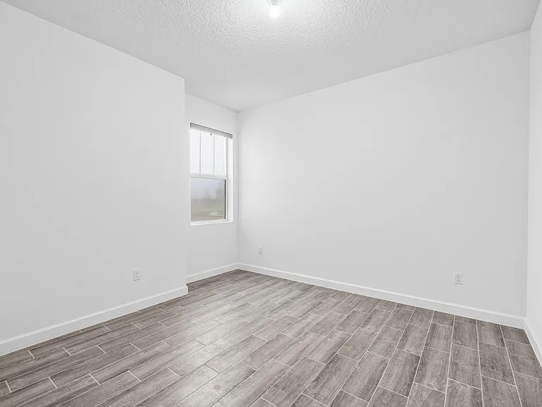 19479 Barn Swallow Way — Photo 12