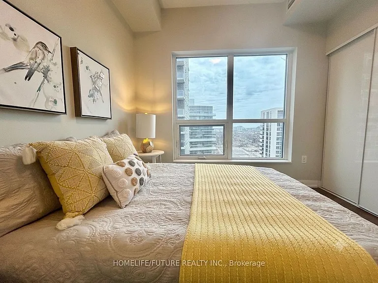 275 Village Green Sq #2916 — Photo 5