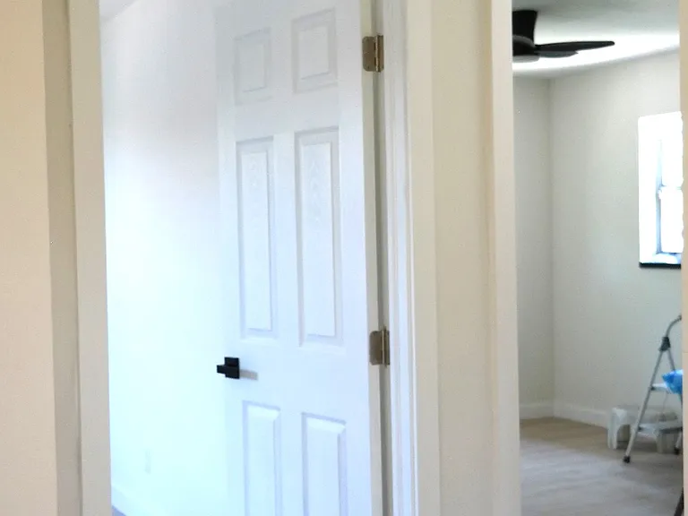 entrance to both bedroom