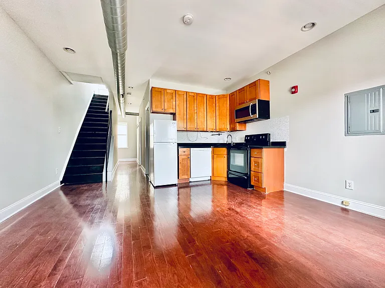 1613 Frankford Ave #O3 — Photo 9