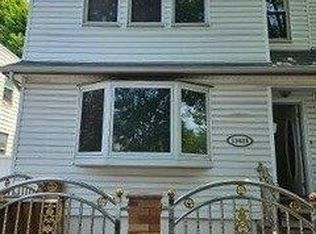 13425 Hawtree St, Ozone Park, NY 11417