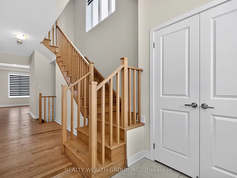803 Griffin Trl — Photo 4