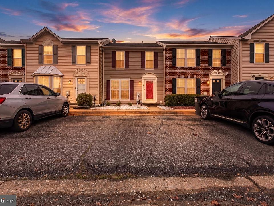 1st image of 234 N Bridlewood Dr