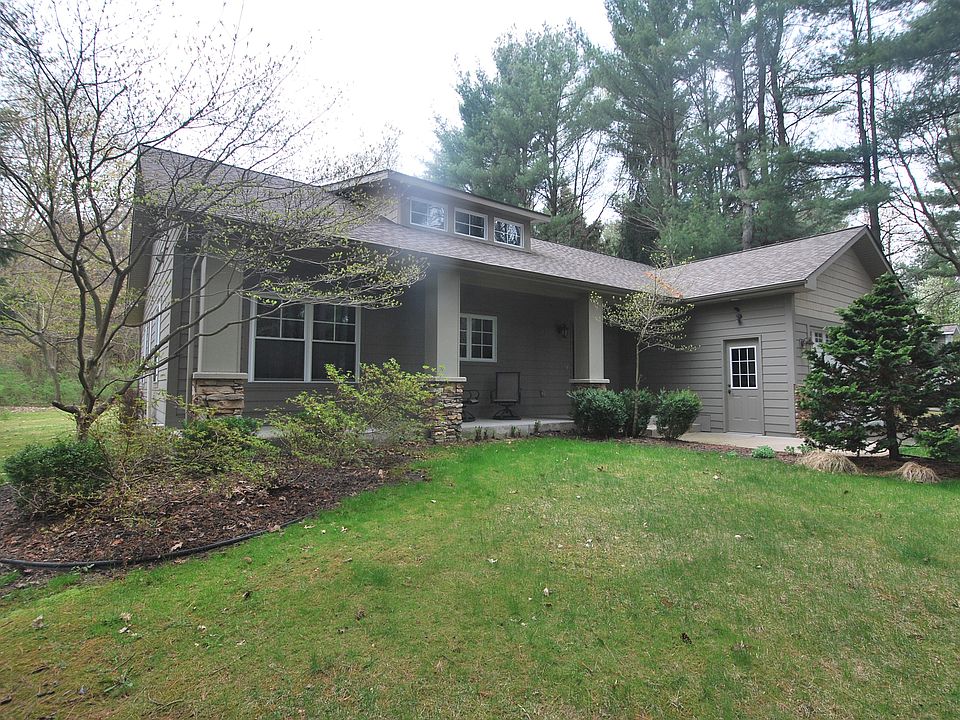 1st image of 3326 Coppice Ct