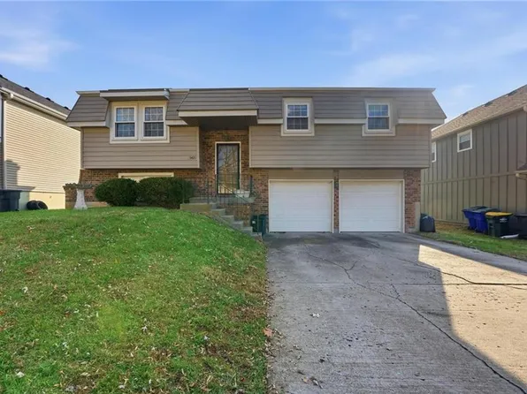 5421 Crest Dr, Kansas City, KS 66106