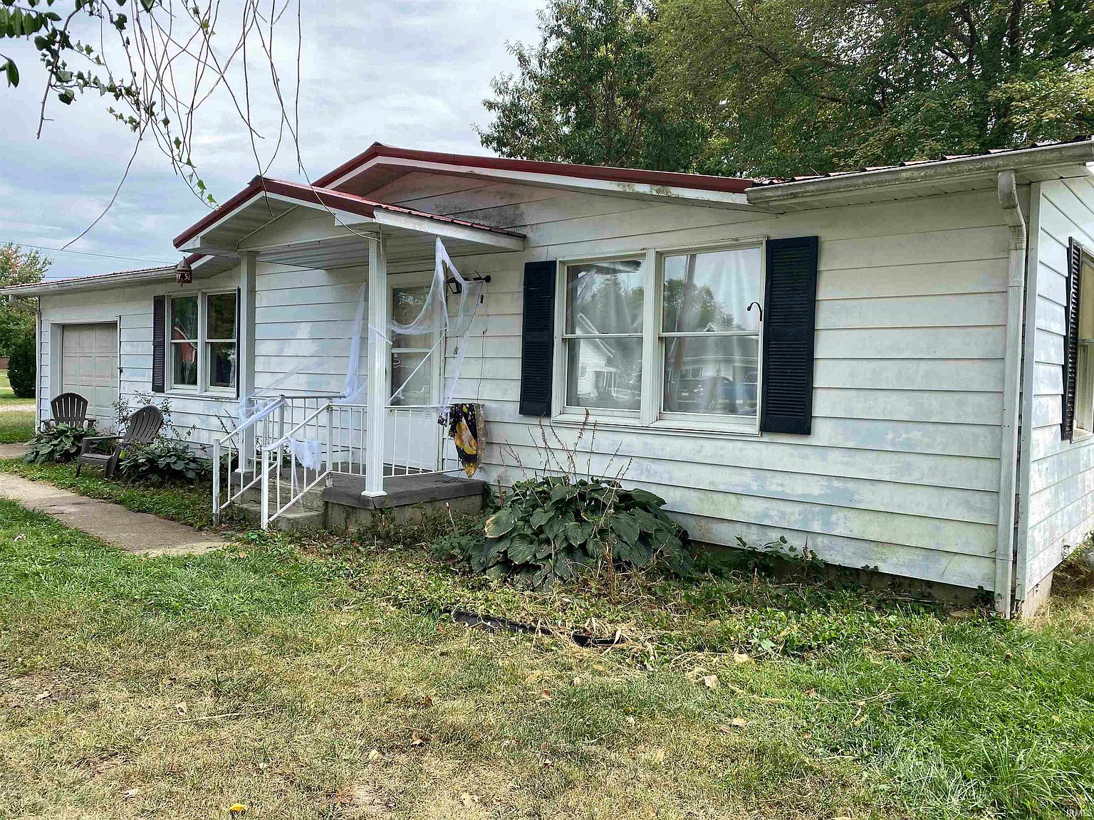 4 S Schroeder St, Edwardsport, IN 47528 MLS 202334029 Zillow