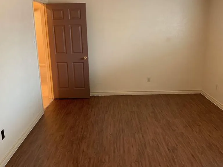 904 Bluebird Dr — Photo 10