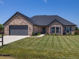 80 Grove Way, Durant, OK 74701