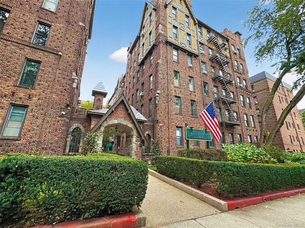 83-15 116 Street #6K, Kew Gardens, NY 11418