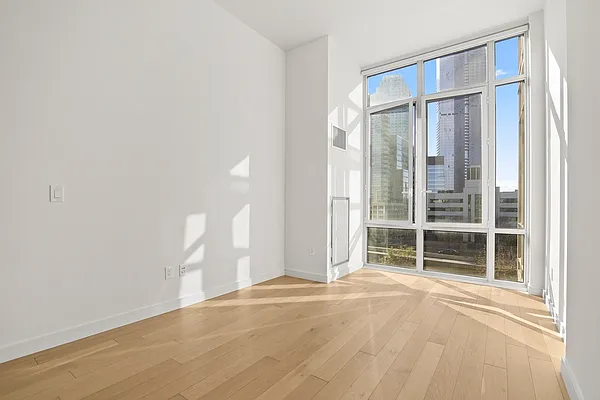 Rented by Stonehenge NYC LLC | media 2