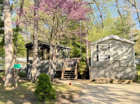 7/167 Woodhaven Dr E, Sublette, IL 61367