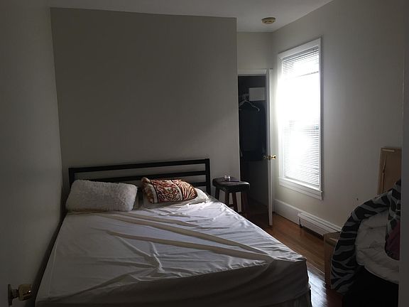 4th image of 55 Oakland St #1