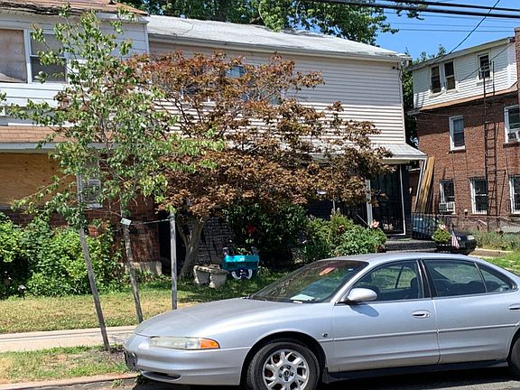 3rd image of 174-07 Polhemas Ave