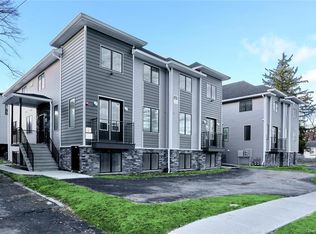 3 John St, Spring Valley, NY 10977