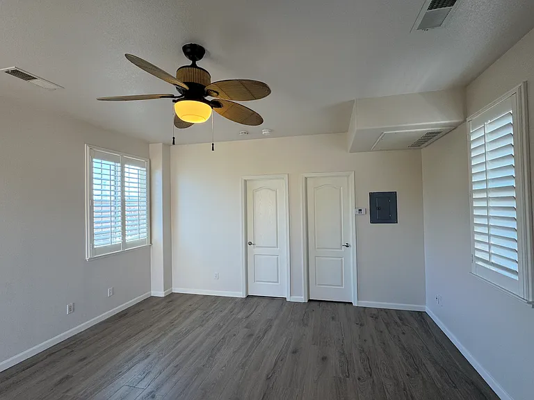 606 Leah Ln — Photo 27