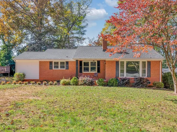 220 Scarlett St, Greenville, SC 29607
