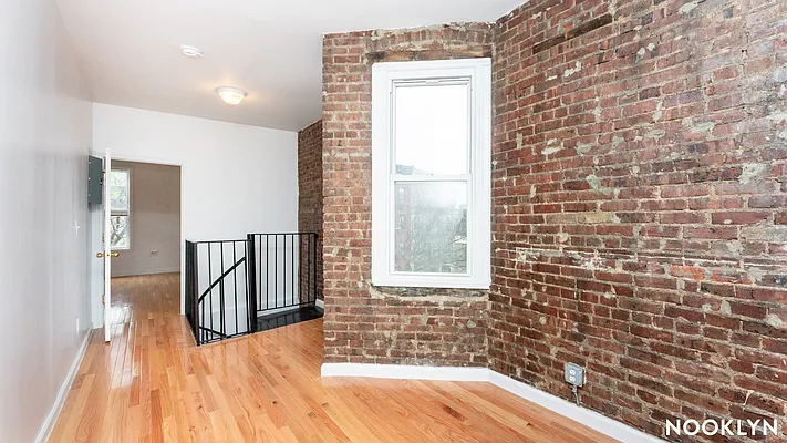Rented by Nooklyn NYC LLC | media 30