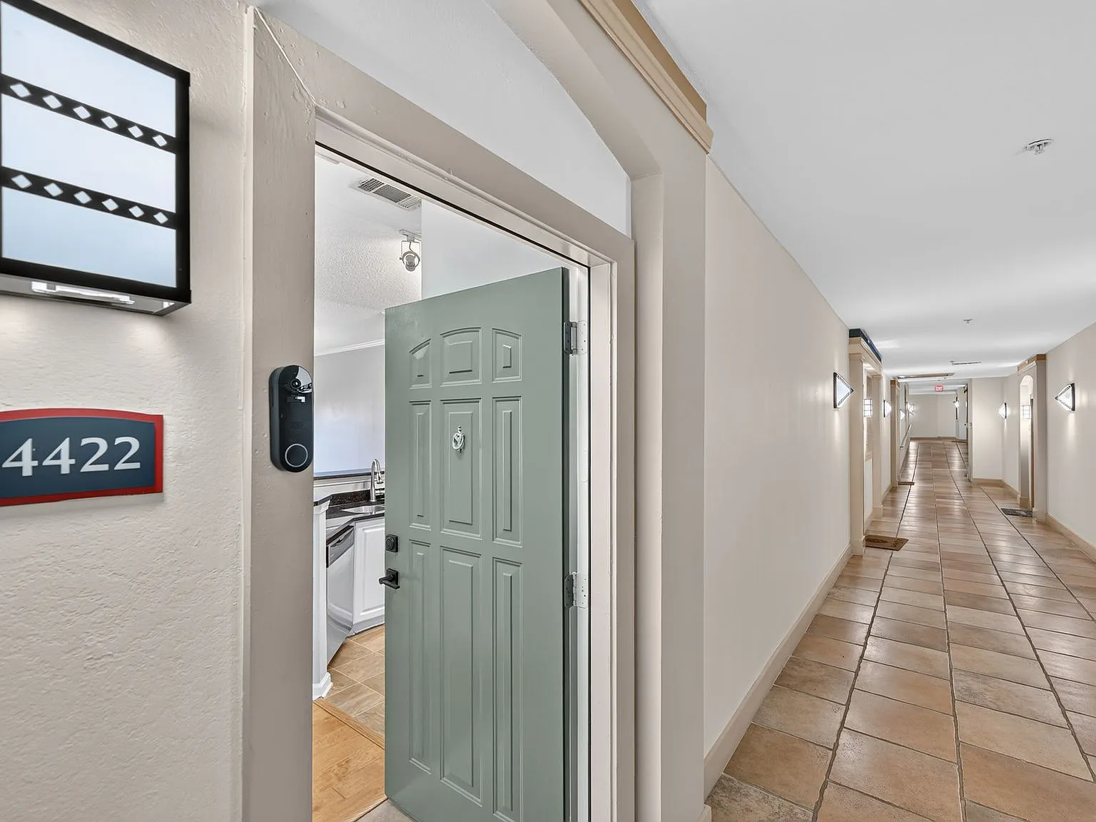 1 bed, 648 sqft, $1,550 — Photo 2