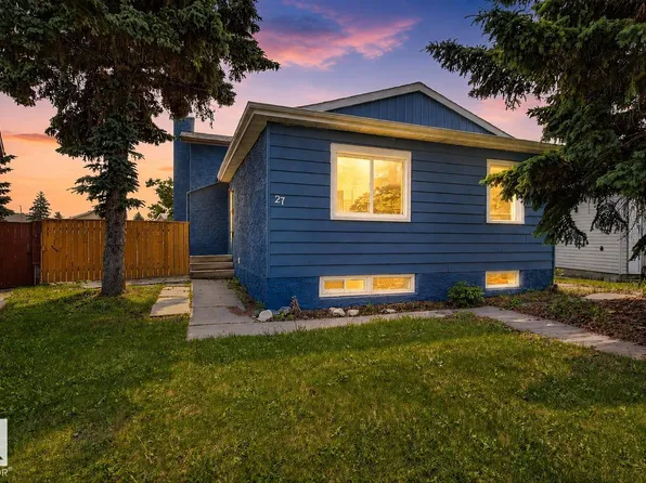 27 Kiniski Cres NW, Edmonton, AB T6L 5E3