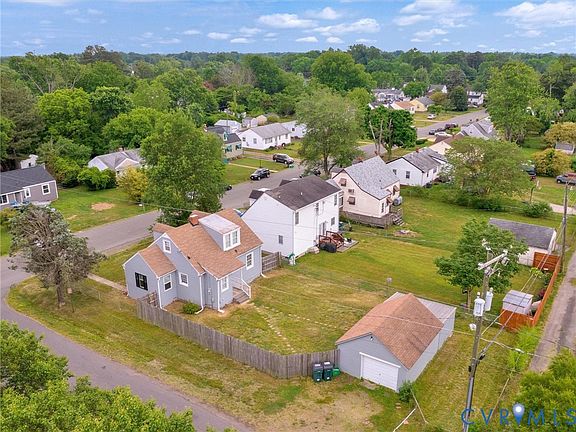 4th image of 3622 Harris Ave