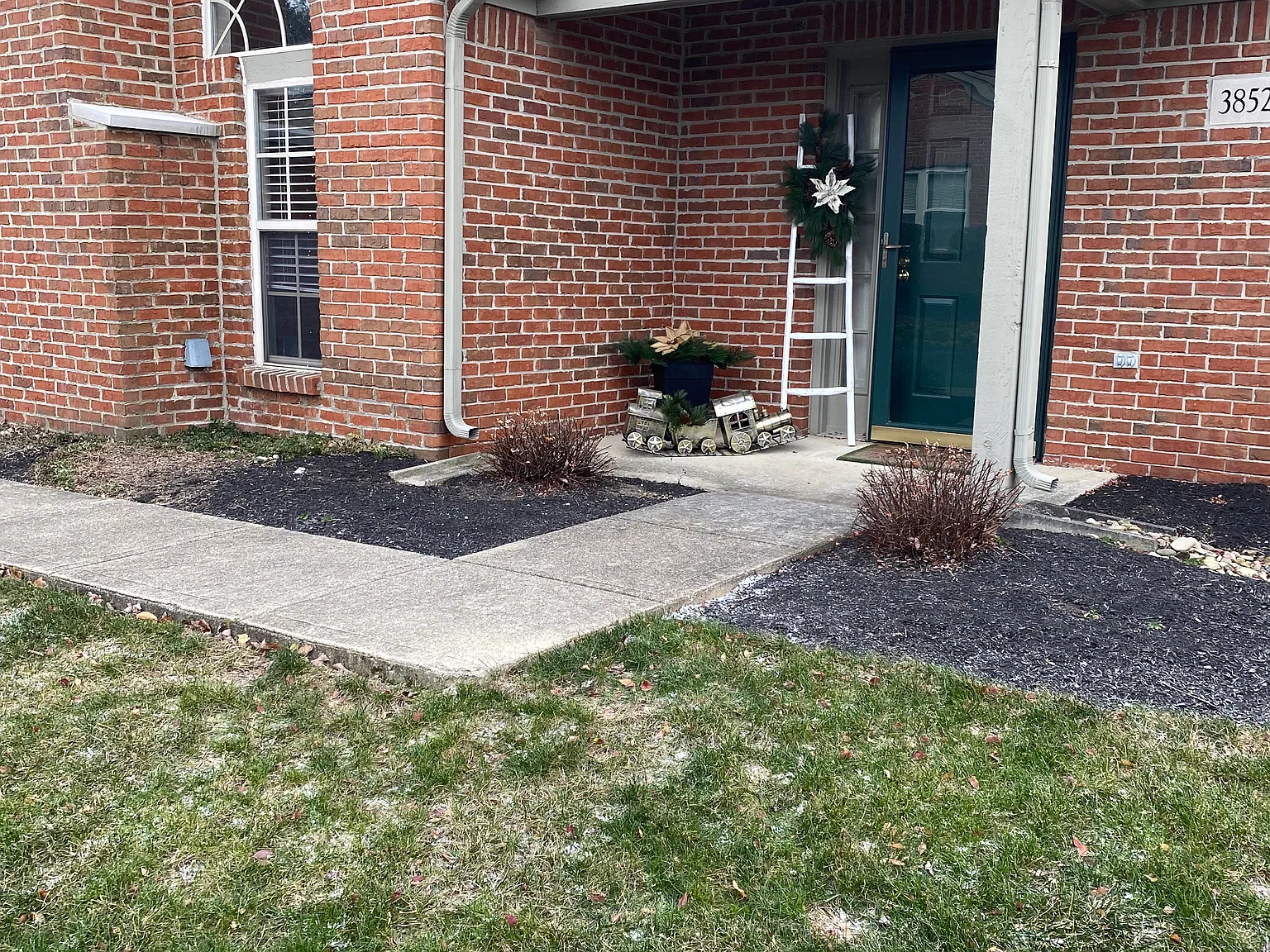 2 bed, 1222 sqft, $1,800 — Photo 3