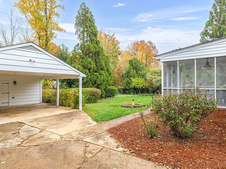 1006 Onslow Dr — Photo 20